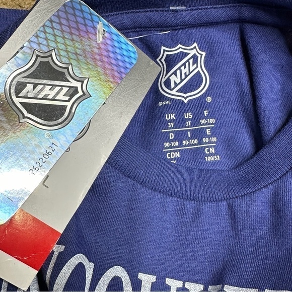 NHL Vancouver Canucks hockey tee NWT 3T - Picture 4 of 4